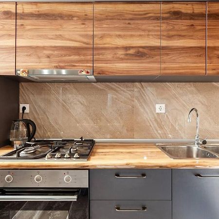 Veli Group Apartment In Old City Kutaisi Eksteriør bilde