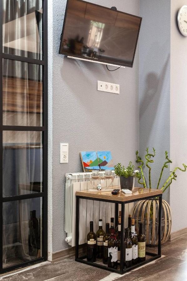 Veli Group Apartment In Old City Kutaisi Eksteriør bilde