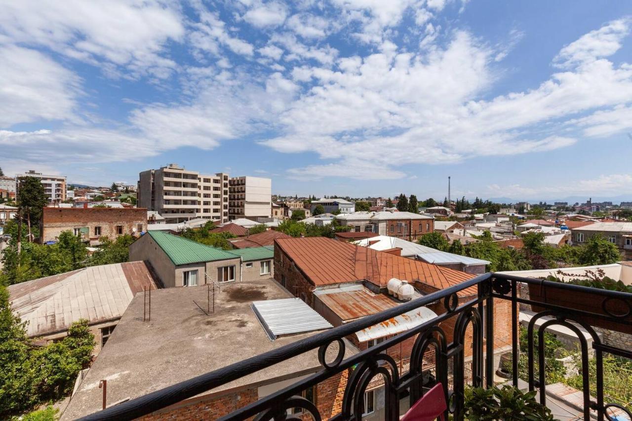Veli Group Apartment In Old City Kutaisi Eksteriør bilde